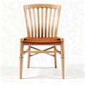 Houten eetstoel met leren zitting en afmetingen 45 x 45 x 85cm